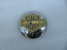 one NOS Harley Davidson Bar Shield Medallion Gas Cap Cover 99023-81V Shovelhead
