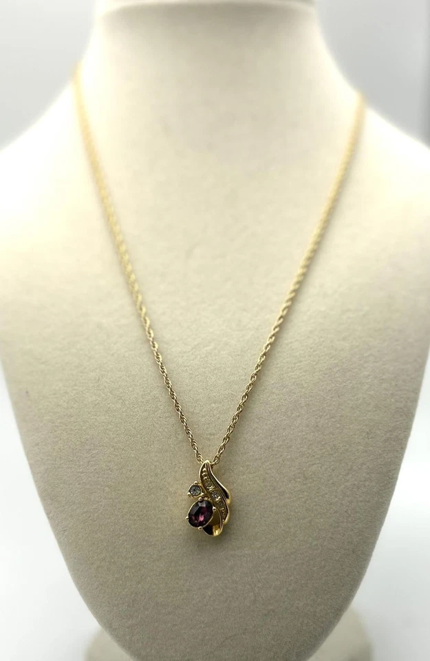Collar Avon Vintage Piedra Púrpura Colgante Tono Dorado Delicada Cadena Años 80 Joyería Foto 2 de 4