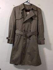 London Towne Trench Coat Removable Lining Belt Beige Size 42 Reg Vintage Classic