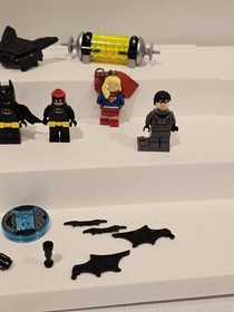 Lego Batman Super Hero Figures and Accessories Set