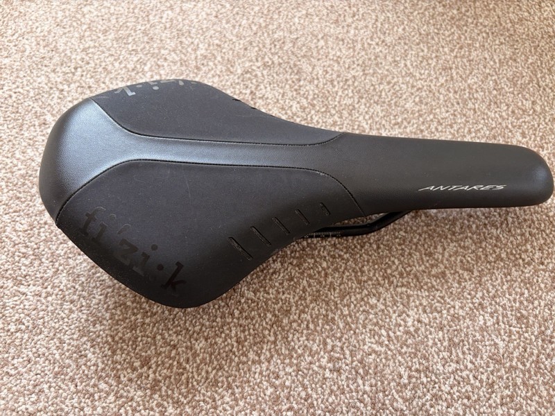Fizik Antares R5 Road Bike Saddle Black