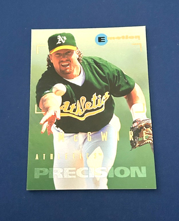 1995 Emotion Baseball Mark McGwire #72 Set Break NM