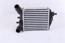 Ladeluftkühler ** FIRST FIT ** NISSENS 96168 für 695 695C 595 595C 500 ABARTH