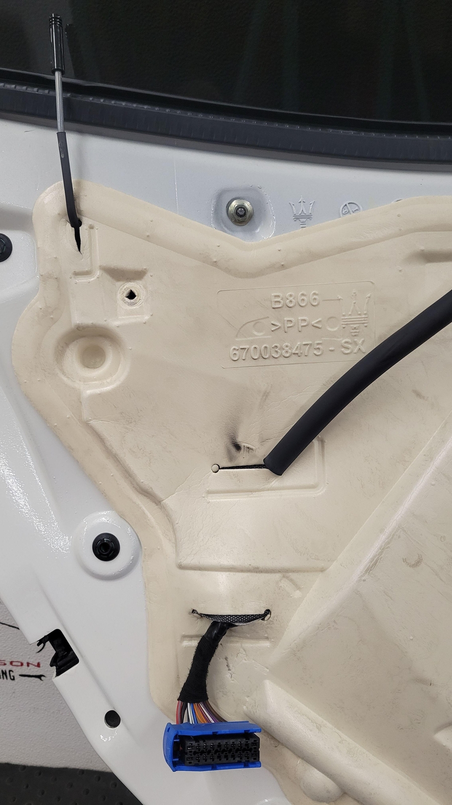 2014-2023 MASERATI GHIBLI LEFT REAR DOOR PAINT CODE BAM PEARL WHITE