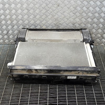 BMW 5 G30 530d Engine Cooling Radiator Set W/Fan 8576305 8576513 