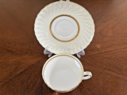 Minton Somerest Cream 5 pcs Dinnerware Place setting - Picture 11 of 20