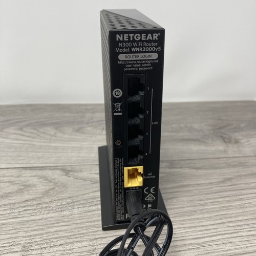 Netgear N300 300 Mbps 4-Port 10/100 Wireless N Router (WNR2000) w/12V Adapter - Picture 5 of 12