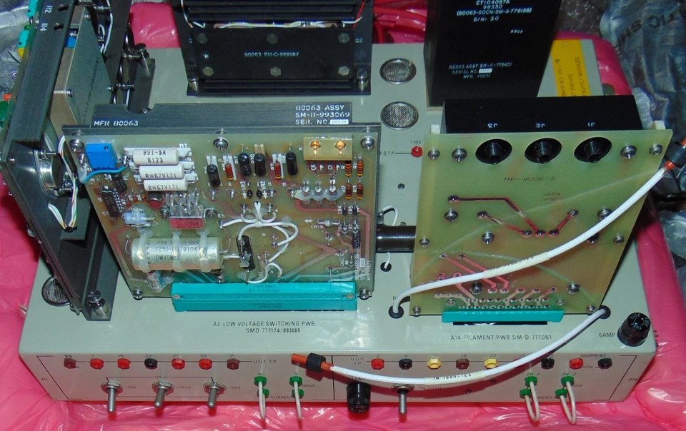 NUEVO EN CAJA RCA A1545805-501 SN-004 ACCESORIO DE PRUEBA PARA MÓDULOS DE FUENTE DE ALIMENTACIÓN *COMO NUEVO ESTADO Foto 3 de 4