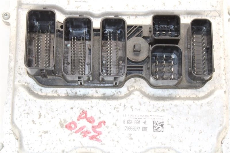 ECU ECM COMPUTER BMW 320i 328D 328i 528D 528i 13 14 15 866466001 1357731 — 第 2/4 张图片
