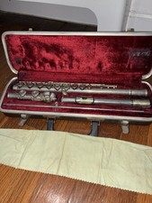 Vintage Bundy Flute in Case Made In USA