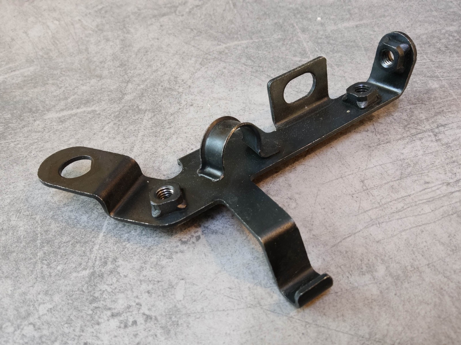 Support de conduit d'air gauche rigide ABS pour NSR125FP 93