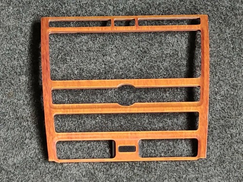 HOLZ Dekorrahmen VW Phaeton Dekorleiste Radio EUKALYPTUS Cockpit 3D0035122A