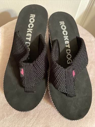 rocket dog flip flops size 5
