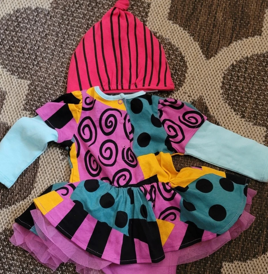 VESTIDO DE DISFRAZ Y SOMBRERO PESADILLA ANTES DE NAVIDAD SALLY INFANTIL 6-9 MOS 2 piezas Foto 2 de 4