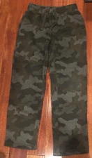Cat & Jack Green Camouflage Boys Youth Size Medium 8/10 Cargo Sweatpants