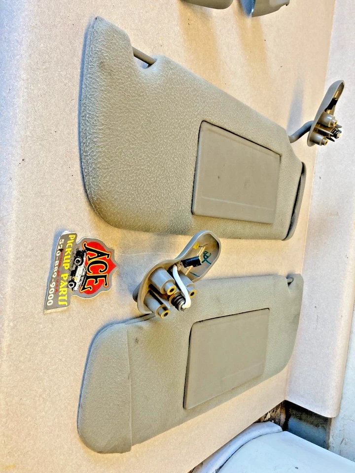 03-06 Cadillac Escalade Escalade-EXT Escalade-ESV OEM CLOTH SUN VISOR SET Foto 3 de 4