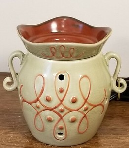 Retired Scentsy BoHo Chic Full Size Wax Warmer