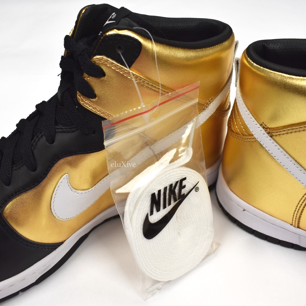 NWT Nike Dunk High Premium Gold Medal Pack Black Sneakers 2008 DS