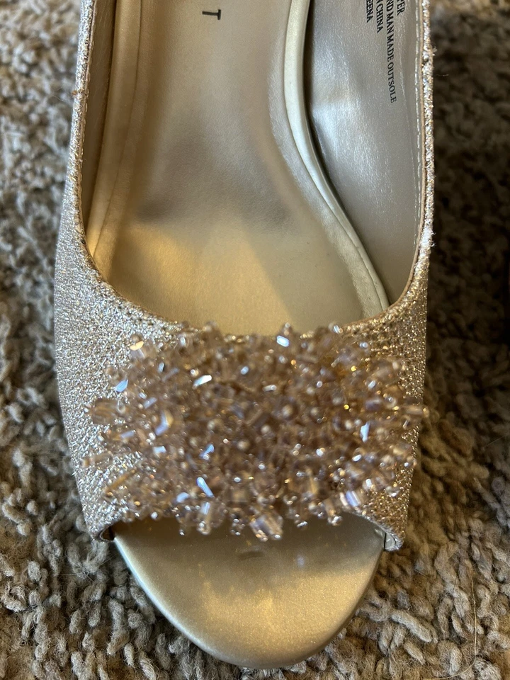 Karen Scott Gold Sling-Back Dress Shoes Size 8.5M. - Image 2 of 4