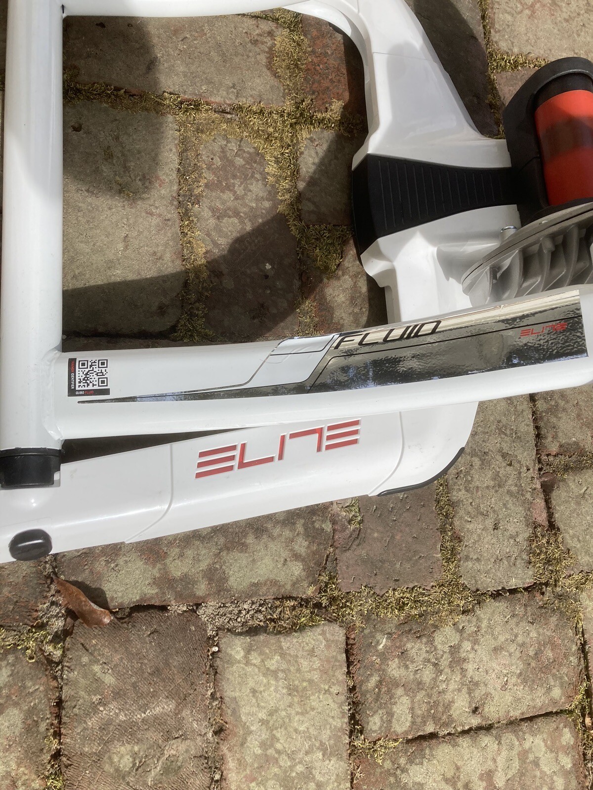 Elite Qubo Rear Wheel Trainer Fluid Resistance Indoor Bike Trainer eBay