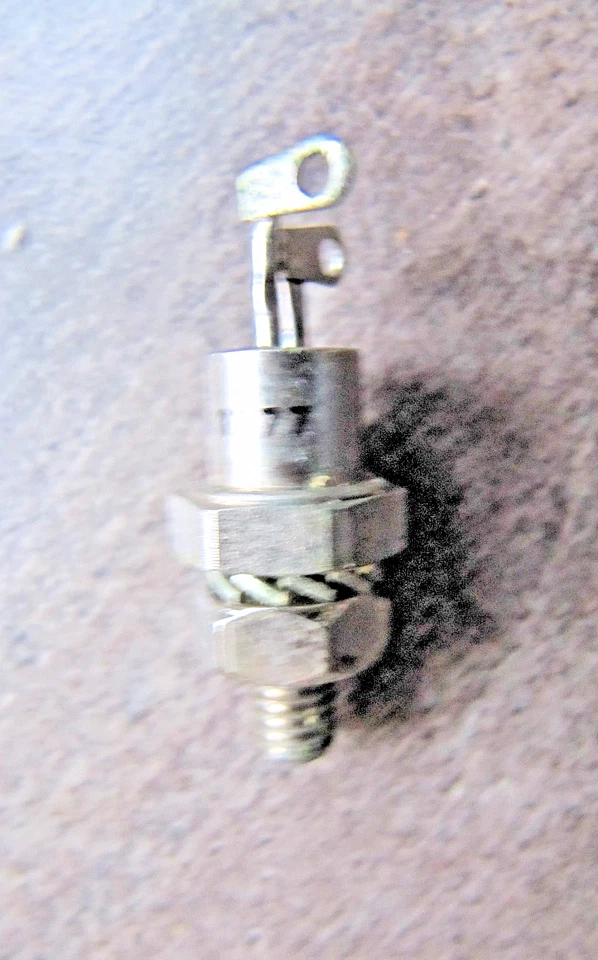 Lot de 10 thyristors Silec 2N1777 neufs composant electronique bricolage diode - Photo 2/2