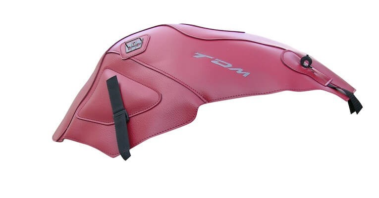 Tapis Bagster rouge 1440J pour Yamaha TDM 900, le compagnon idéal de vos road-trips