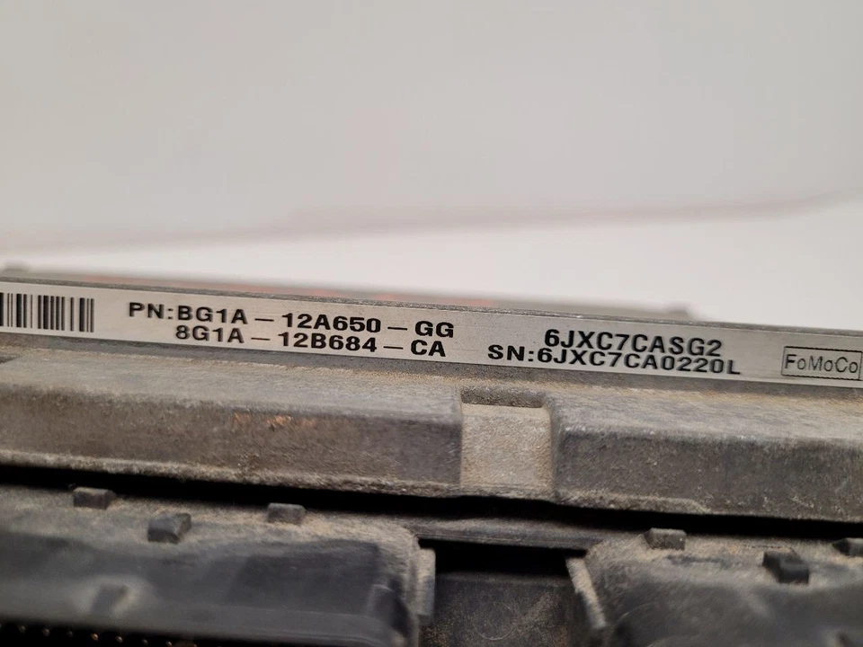 Módulo de control electrónico ECM motor Ford Taurus 2011-2012  Foto 3 de 4