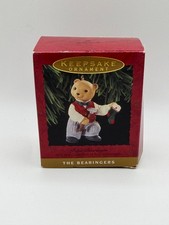 HALLMARK KEEPSAKE ORNAMENT THE BEARINGERS OF VICTORIA CIRCLE PAPA BEAR 1993 VTG