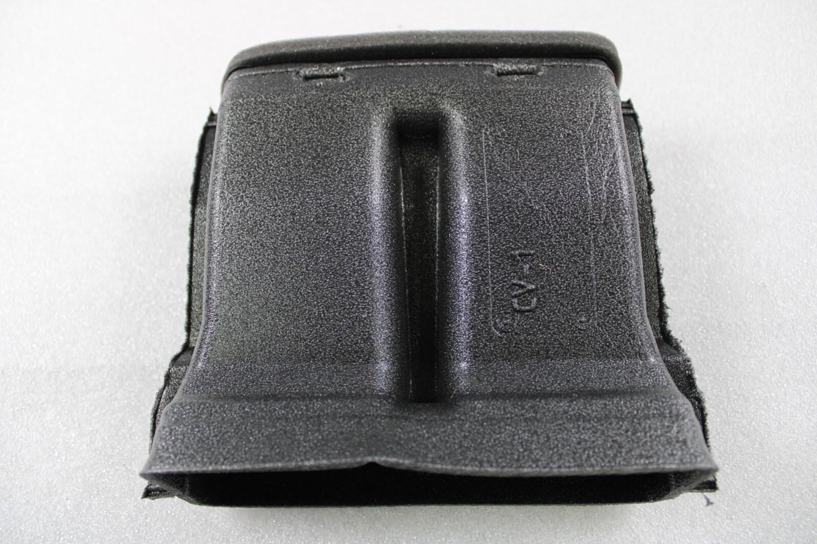 Lamborghini Urus, Rear AC Outlet Duct, Used, P/N 4ML815217