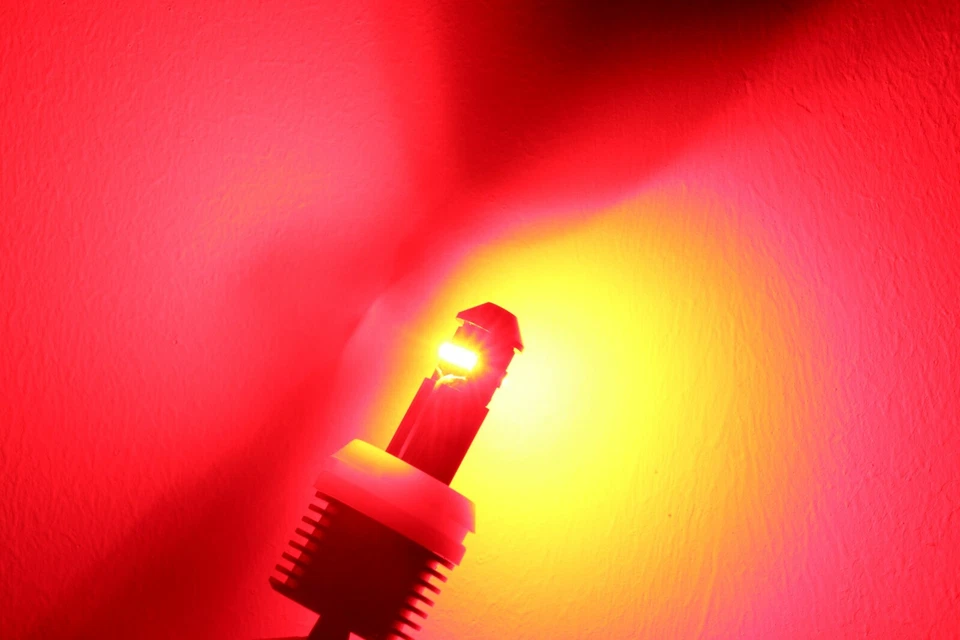 Bombilla de freno Allá Lighting RED CANBUS 7443|Bombilla trasera, lámpara súper brillante Foto 4 de 4