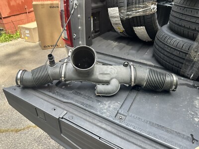 2017-2019 Jaguar XE Air Intel Duct