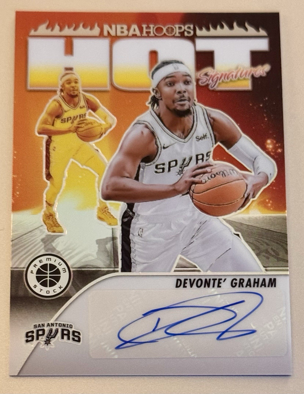 2023-24 Panini NBA Hoops Premium Stock Hot Signatures AUTO Devonte' Graham HSDEV