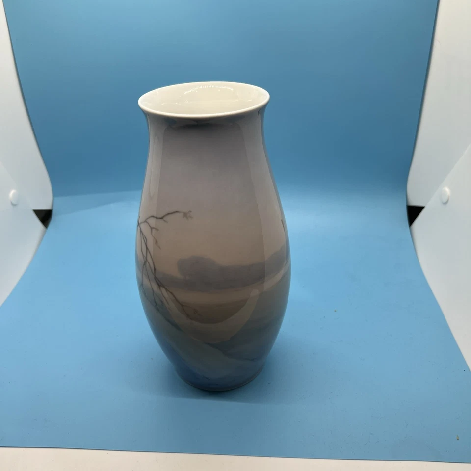 Jarrón Bing and Grondahl Art Nouveau - Flores blancas Foto 3 de 4