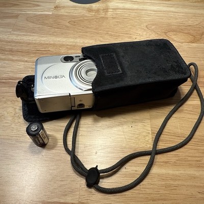 Minolta Vectis 300L Film Camera – Compact APS Photography Vintage
