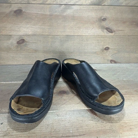 sandálias confortáveis naot rome feminino tamanho 39 sapatos couro preto slip on wedge - Imagem 3 de 4