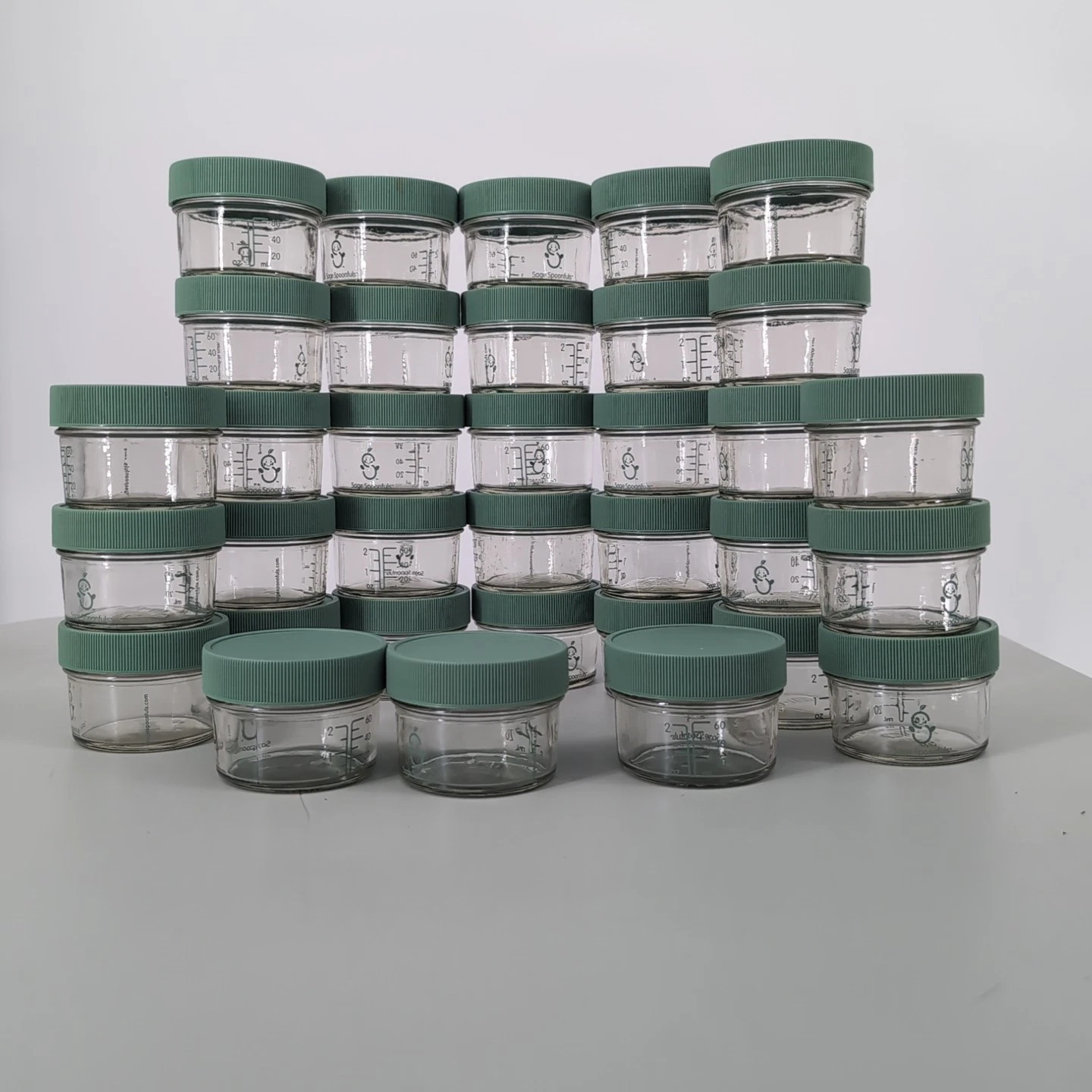 34 Sage Spoonfuls Glass Storage Jars 2 oz Baby Food / Breast Milk Freezer Safe
Opens in a new window