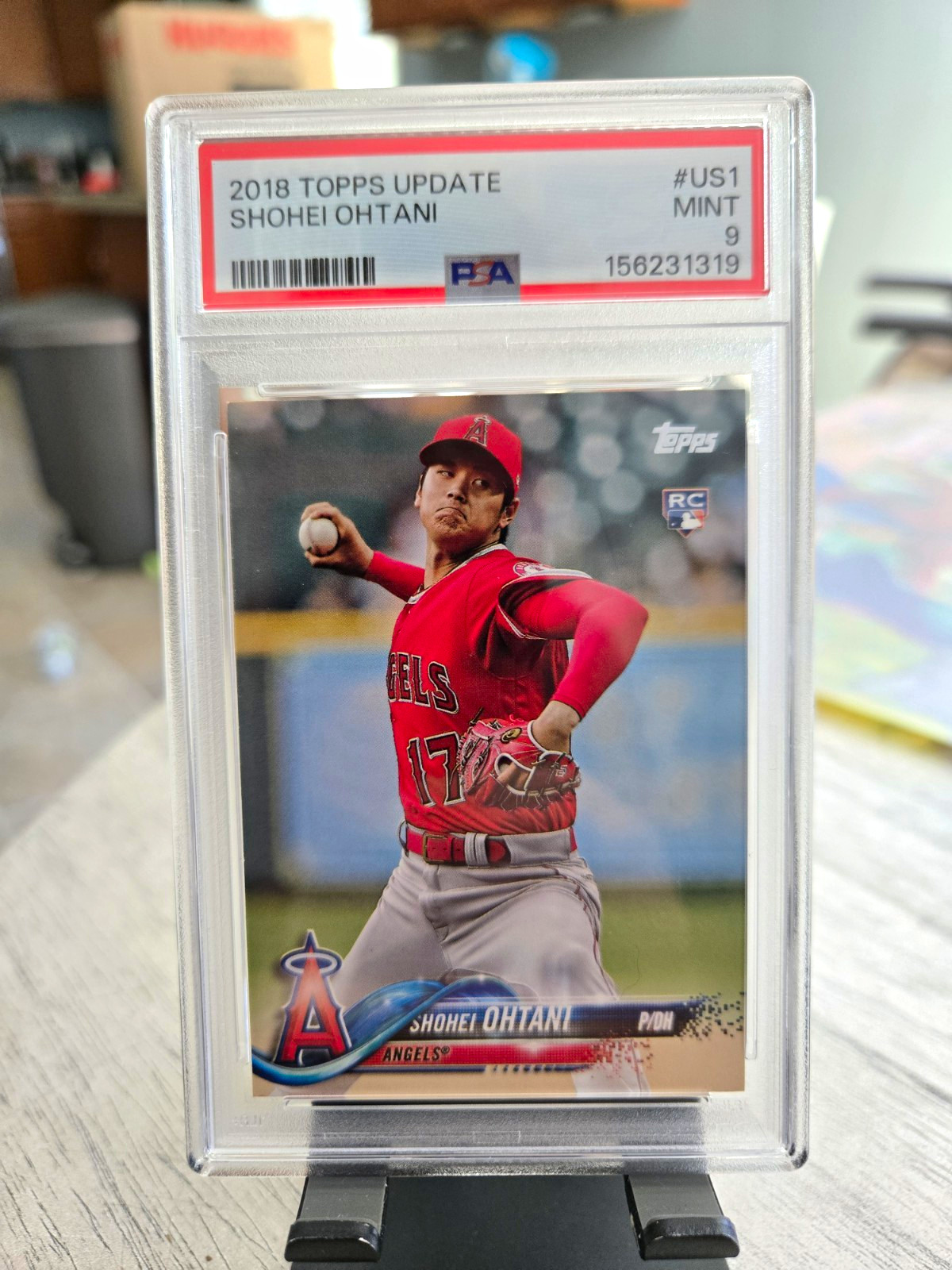 Topps 2018 Update Shohei Ohtani #US1 Pitching Red Jersey RC PSA 9 Angels