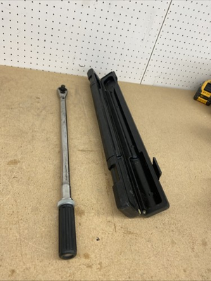 #ad Husky 50 ft. lbs. to 250 ft. lbs. 1 2 in. Drive Torque Wrench Parts Only $24.99
