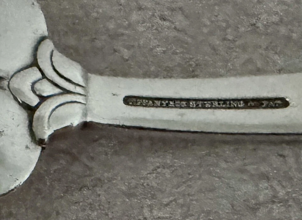 TIFFANY PALMERA PATRÓN PLATA ESTERLINA 8 5/8" TENEDOR CARNE SIN MONOGRAMA Foto 4 de 4