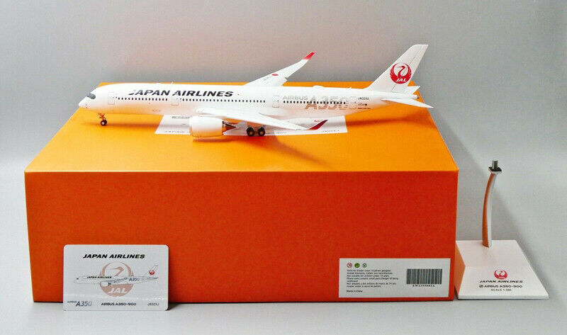 JC Wings JAL A350-900 JA02XJ Flaps Down 1/200 diecast plane JC Wings JAL A350-900 JA02XJ Flaps Down 1/200 diecast plane