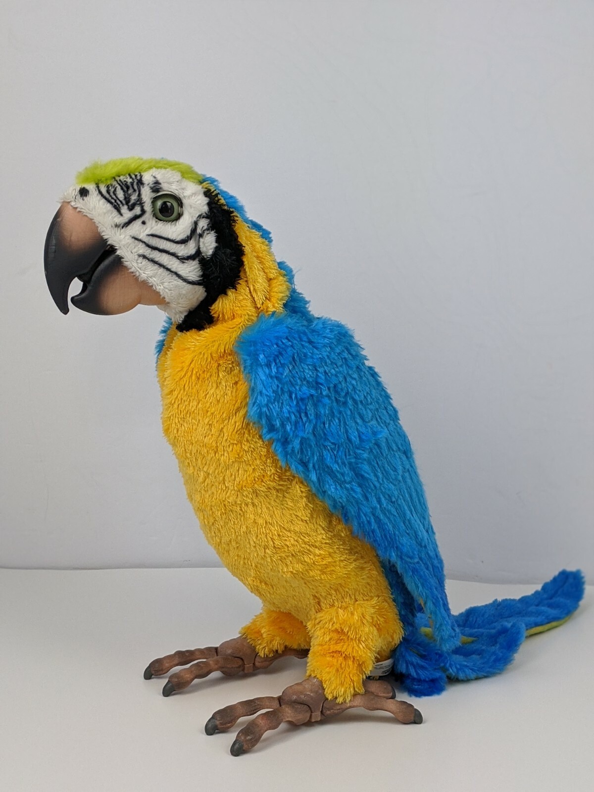 furreal squawkers mccaw talking parrot toy