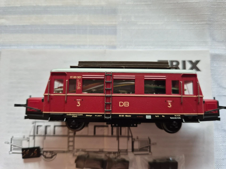 Trix 22714 VT 89.9 Wismarer Schienenbus. Digital (Bitte Lesen !) - Bild 2 von 4