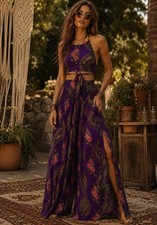 Vintage 1970s 70s Two Piece Set Halter Top Wide Leg Palazzo Pants Paisley Medium