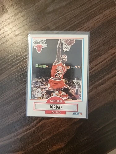 1990-91 Fleer - Michael Jordan #26 Black Line Above Biographical Information
