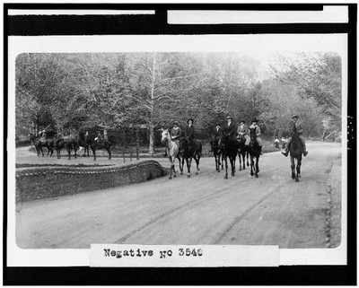 Horseback Riders,Road,Rock Creek Park,Washington,DC,District of Columbia,c1915