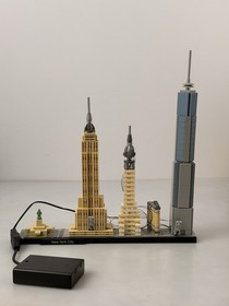 LEGO Architecture Skyline 4-Set Lot w/ Light Kits Chicago SF Vegas NY 21033 