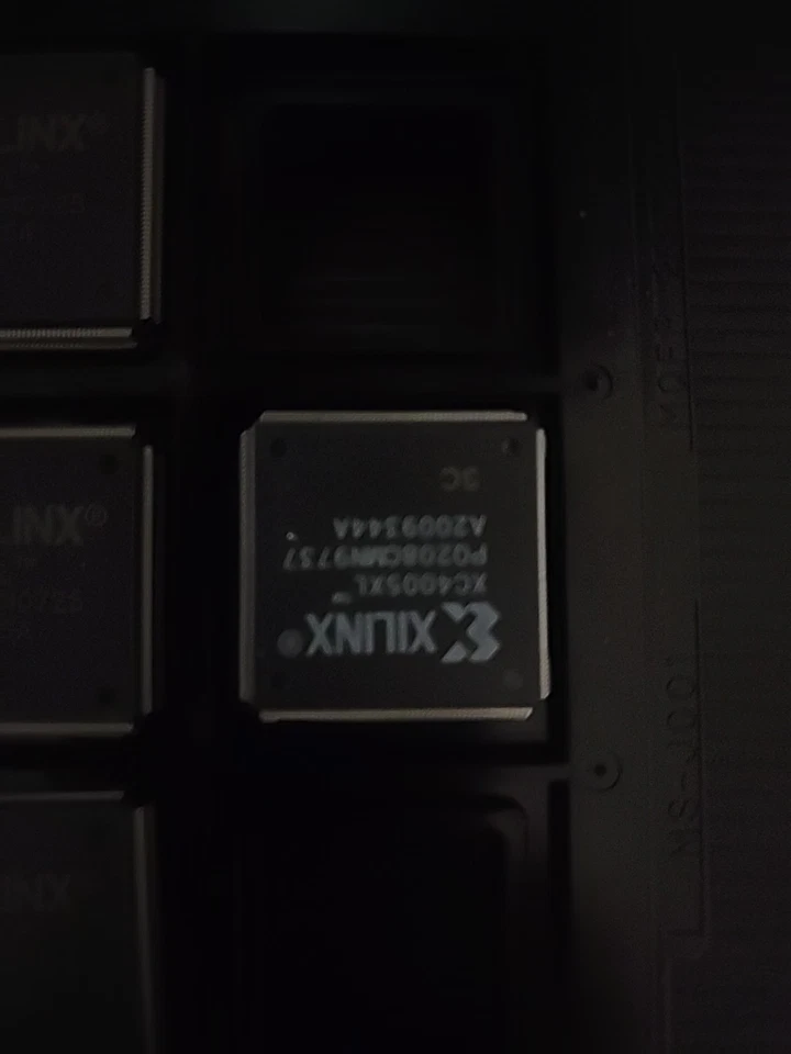 Xilinx XC4005XL 22 pieces as pictured and detailed in description. - Image 3 of 4