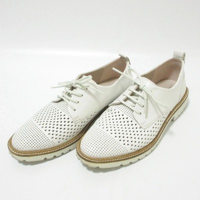 ECCO Damen Oxford Lederschuhe Weiß 39   perforiert   sehr guter Zustand