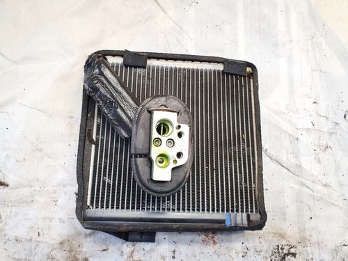 Volkswagen Golf 2001 Air Conditioning Condenser 1k0820679, 1k28201 #1431918-51