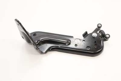 2020 - 2026 CHRYSLER VOYAGER REAR RIGHT SIDE SLIDING DOOR LOWER ROLLER HINGE OEM